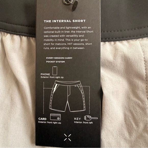 The Interval Short - Picture 2 of 6